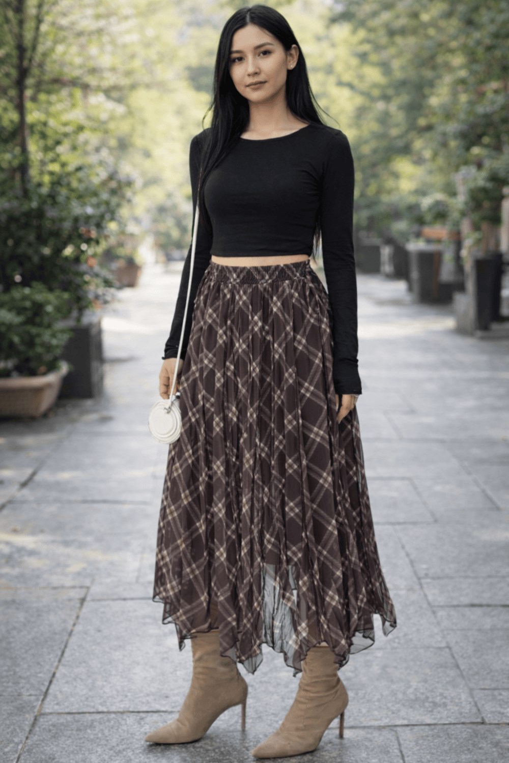 Asimetrik Kesim Beli Lastikli Şifon Etek