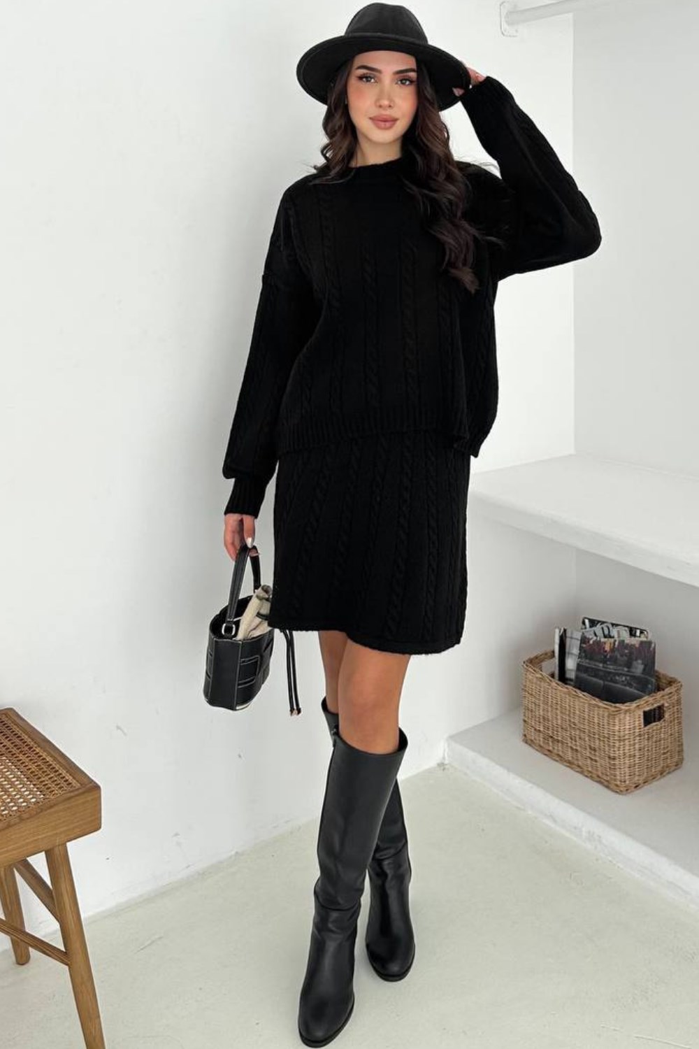 Düşük Omuz Salaş Oversize Triko Kazak & Etek Takım